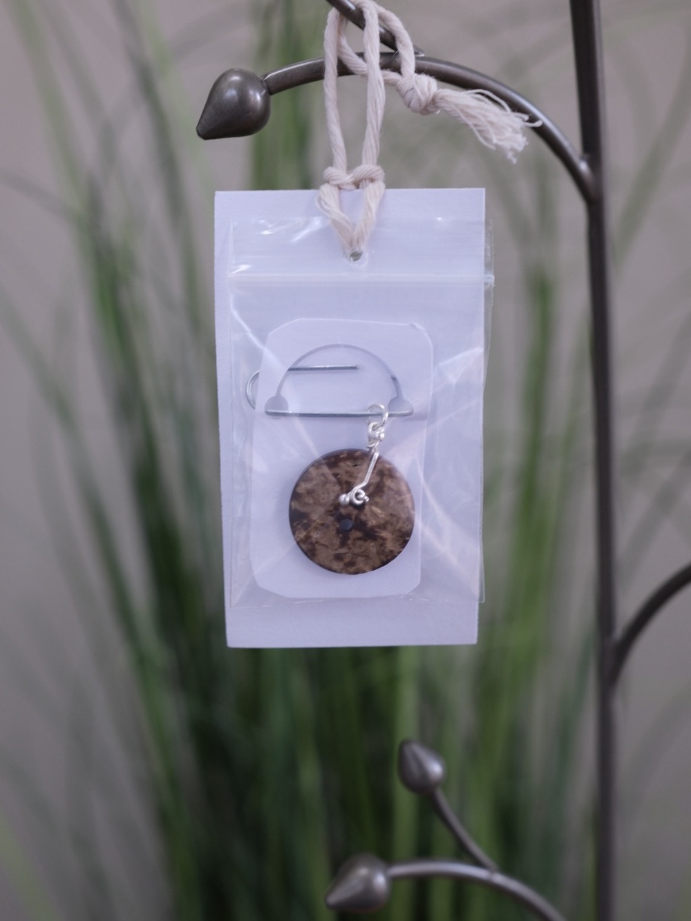 Handmade Coconut Shell Style Button Pendant Charm - Picture 5 of 11